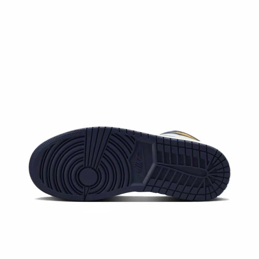 Jordan 1 High OG First in Flight (W) - Image 5